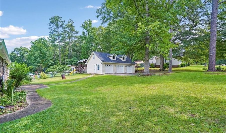 4671 Flint Hill Rd, Austell, GA 30106 - 4 Beds, 2 Bath