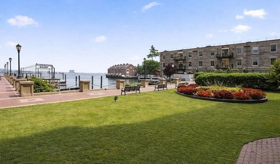 357 Commercial St 8, Boston, MA 02109 - 1 Beds, 1 Bath