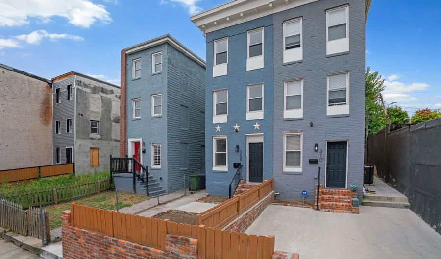 308 N GILMOR St, Baltimore, MD 21223 - 4 Beds, 3 Bath