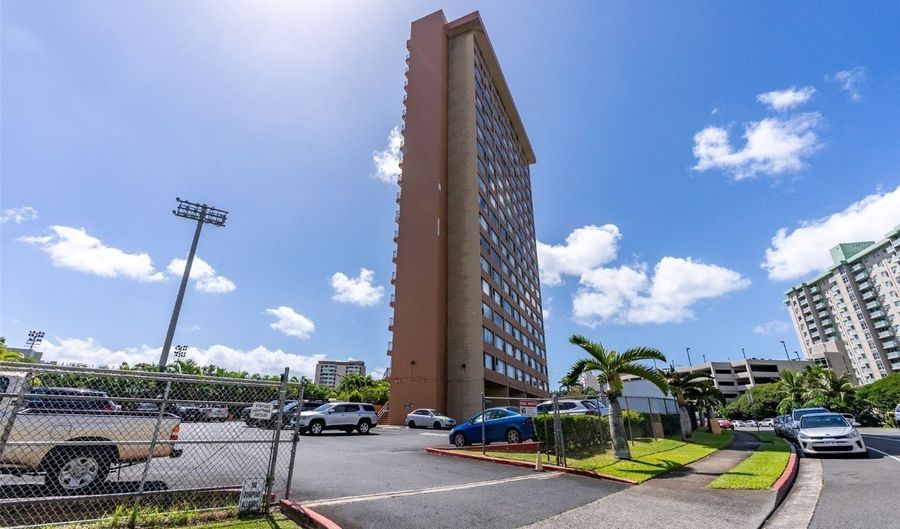 1121 Ala Napunani St 1502, Honolulu, HI 96818 - 2 Beds, 1 Bath