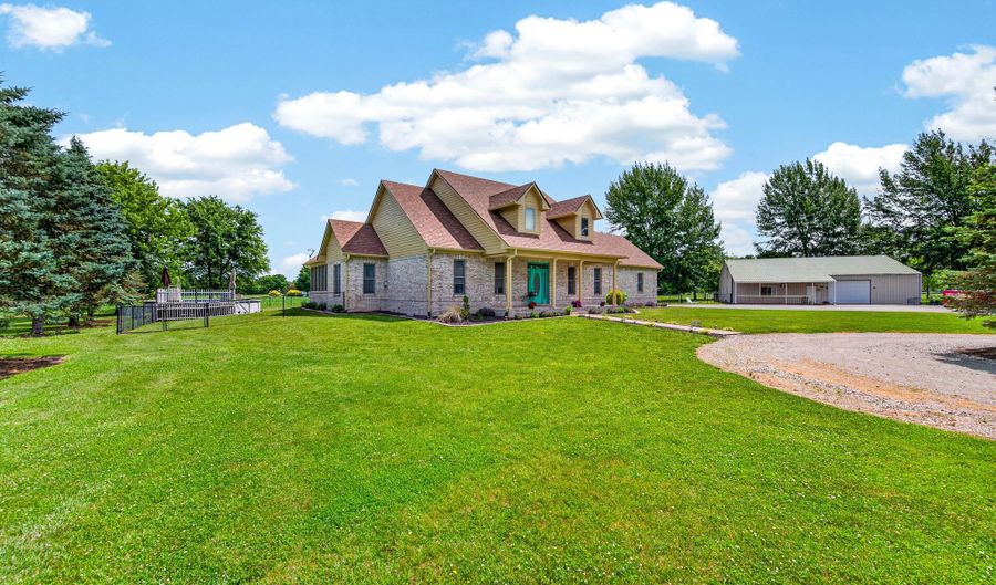 4190 W 100 N, Bargersville, IN 46106 - 3 Beds, 4 Bath