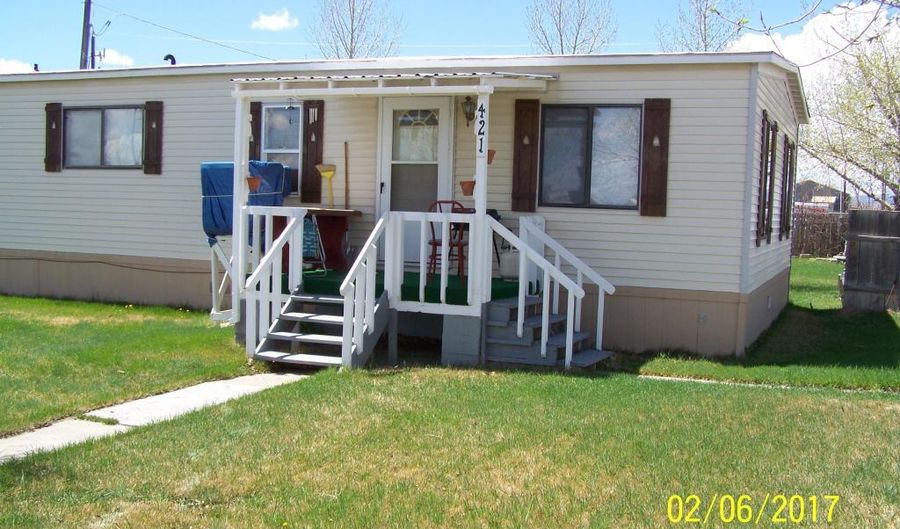 421 RAKESTRAW Ave, Big Piney, WY 83113 - 3 Beds, 2 Bath