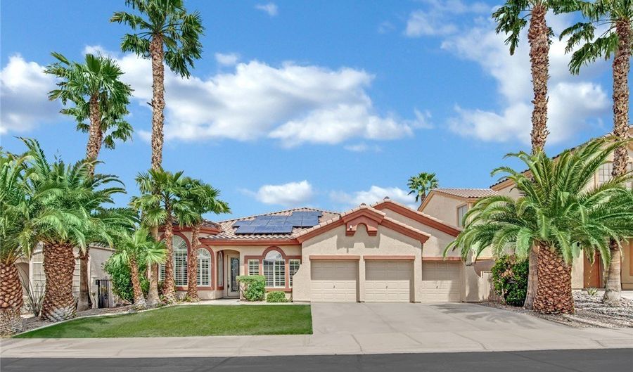 1324 European Dr, Henderson, NV 89052 - 4 Beds, 3 Bath