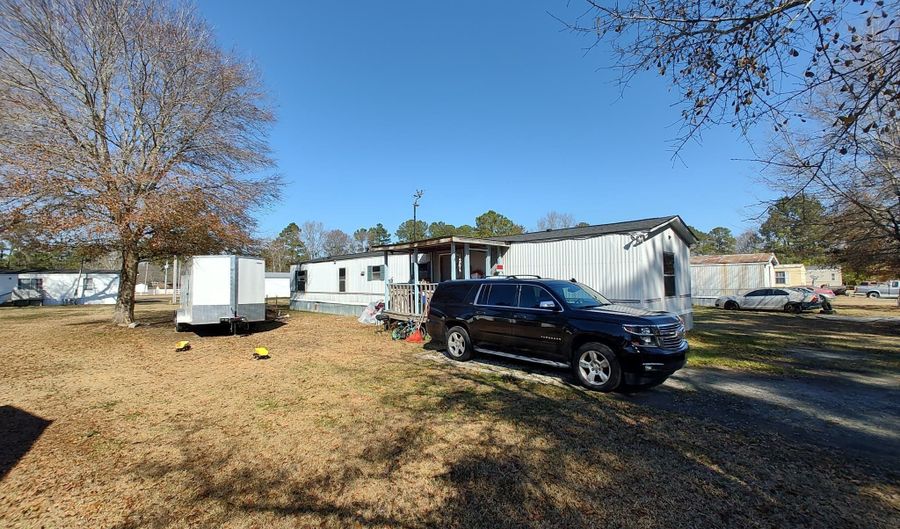 33 Newton Trl, Andrews, SC 29510 - 4 Beds, 2 Bath