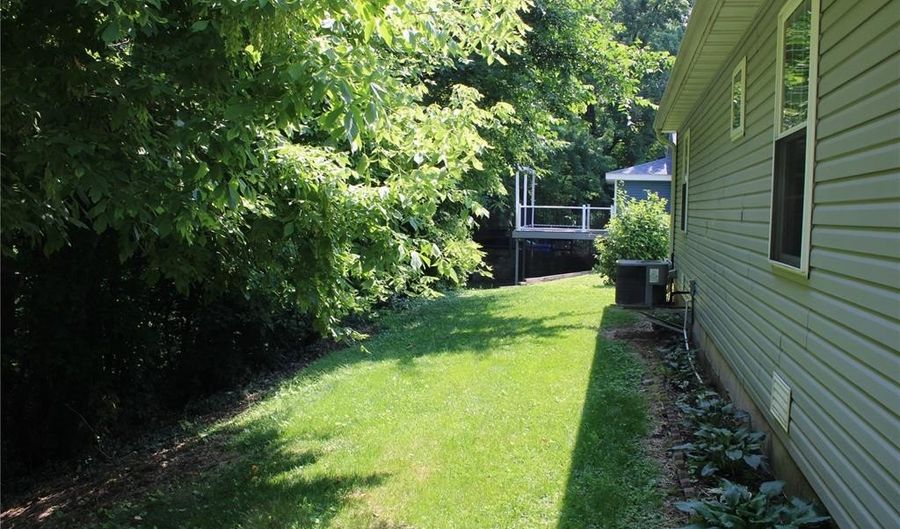 2926 Werges Ave, Alton, IL 62002 - 3 Beds, 2 Bath