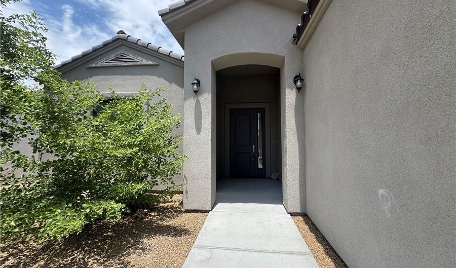 2933 Camino Encanto, Bullhead City, AZ 86429 - 3 Beds, 2 Bath