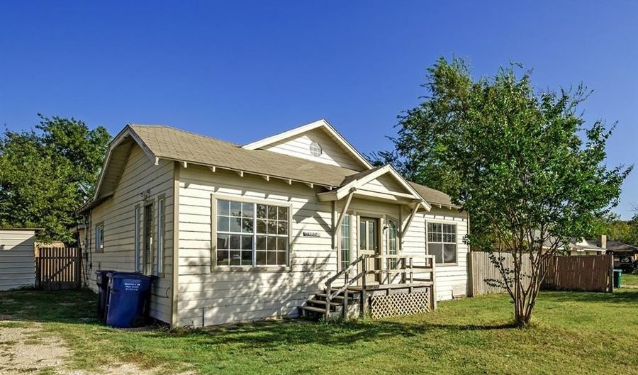 1322 N Powell Pkwy, Anna, TX 75409 - 3 Beds, 3 Bath