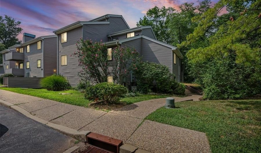 1333 Prospect Village Ln A, Ballwin, MO 63021 - 2 Beds, 1 Bath