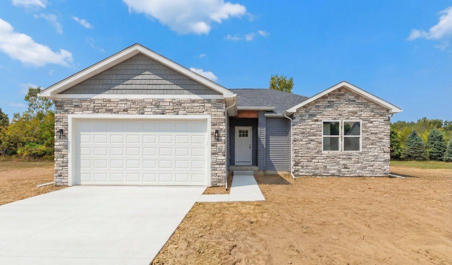 2815 Gady Pines Dr, Adrian, MI 49221 - 3 Beds, 2 Bath