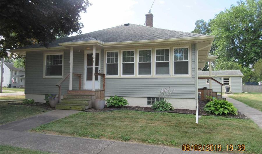 208 E D St, Alpha, IL 61413 - 2 Beds, 1 Bath