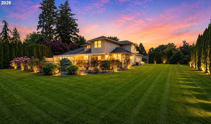 10206 NE 178TH Cir, Battle Ground, WA 98604 - 5 Beds, 5 Bath
