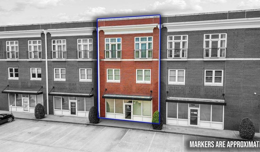 206 SW 8th St 112, Bentonville, AR 72712 - 0 Beds, 0 Bath