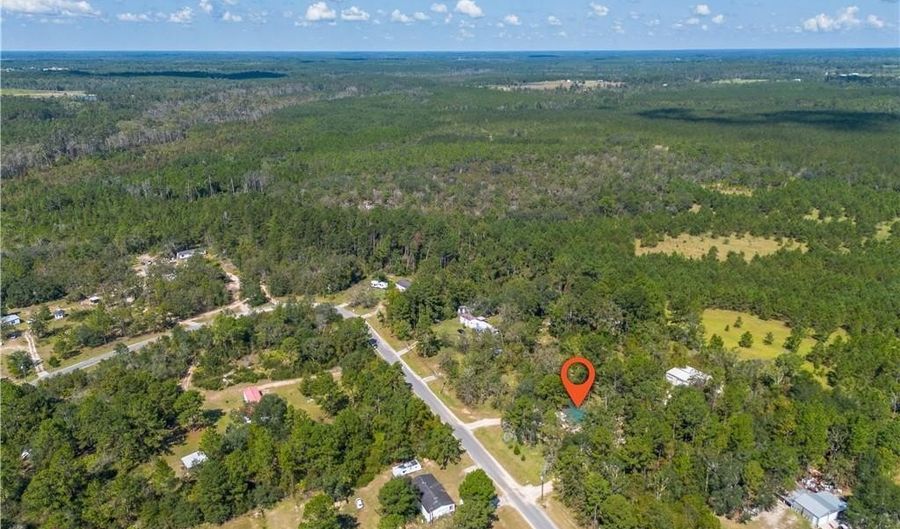 261 Colorado Ave, Alma, GA 31510 - 4 Beds, 2 Bath