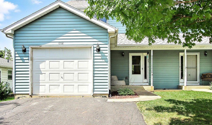602 Anita Ave, Antioch, IL 60002 - 2 Beds, 2 Bath