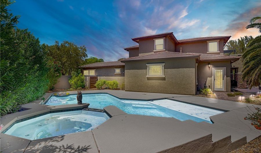 10520 Maystar Ln, Las Vegas, NV 89135 - 4 Beds, 3 Bath