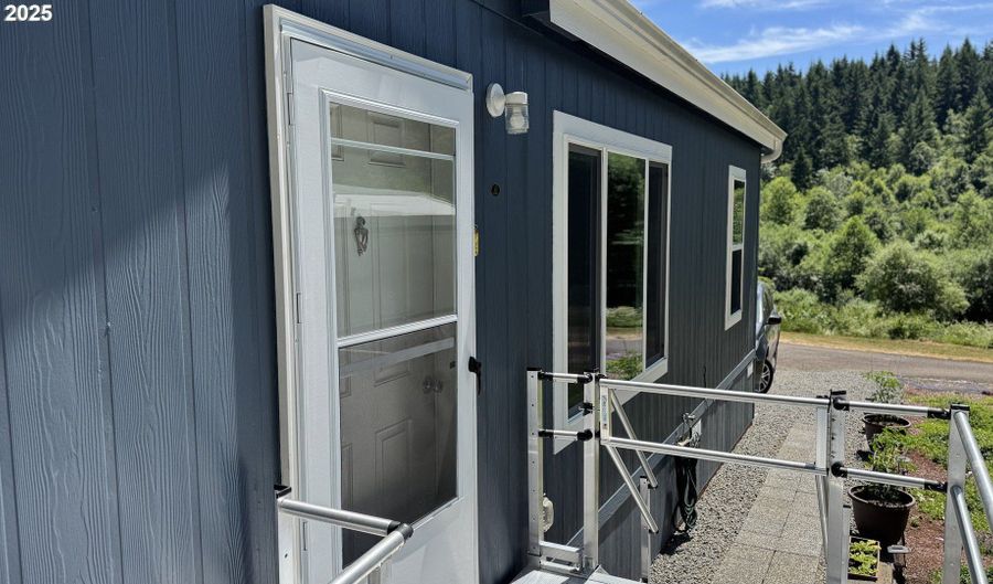 18331 S HEFT Loop 6, Beavercreek, OR 97004 - 3 Beds, 2 Bath