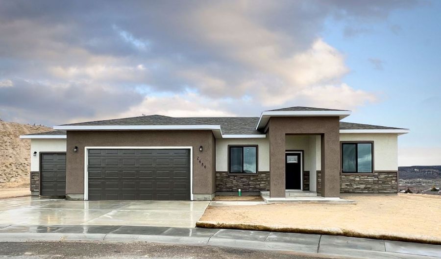 4451 York Blvd, Elko, NV 89801 - 4 Beds, 3 Bath