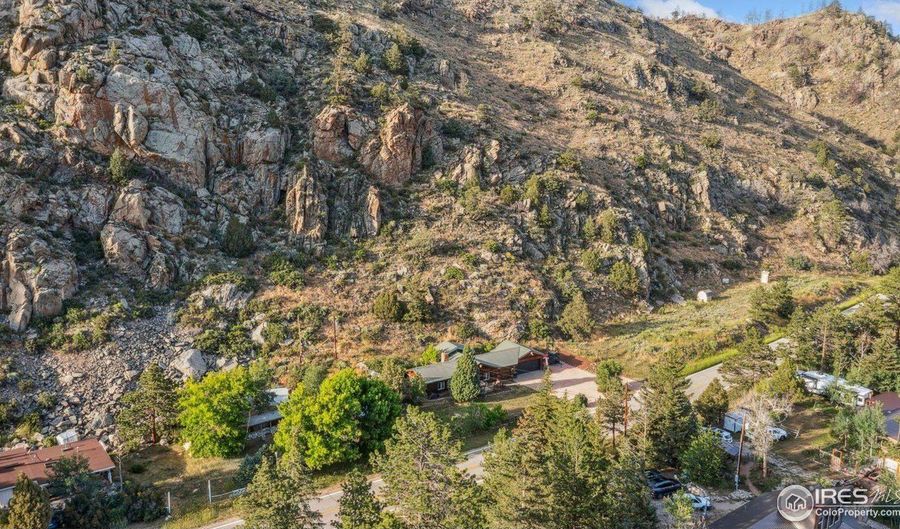 32224 Poudre Canyon Rd, Bellvue, CO 80512 - 2 Beds, 2 Bath