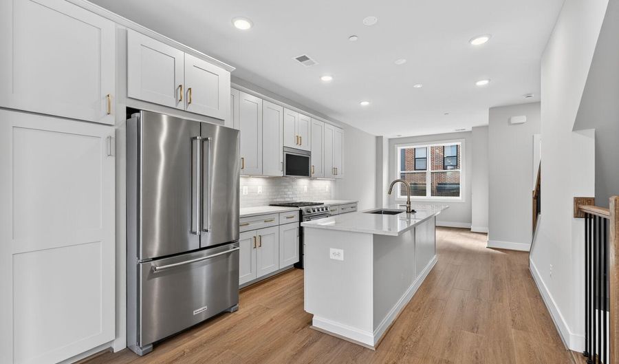 4973 LACHLAN Mews, Alexandria, VA 22304 - 3 Beds, 4 Bath
