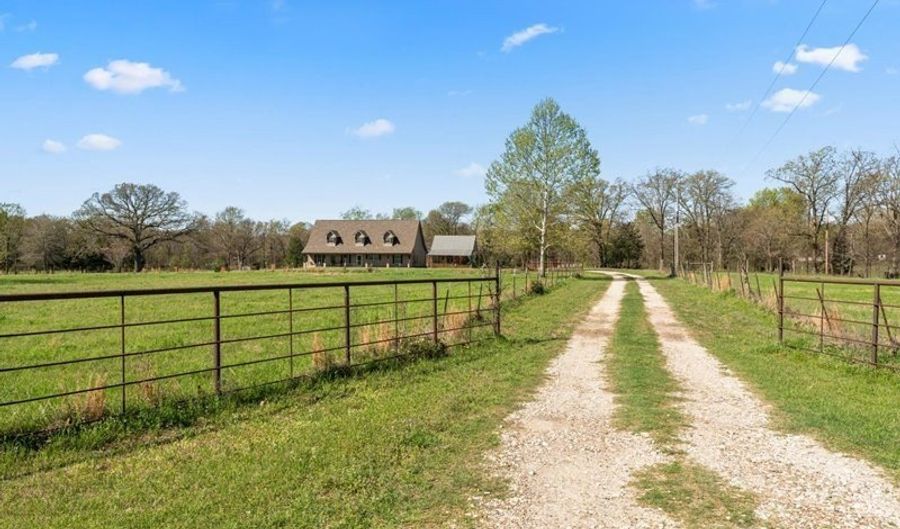 3115 RS County Rd 2610, Alba, TX 75410 - 4 Beds, 3 Bath