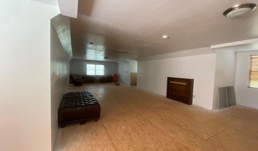 850 ARTHURSVILLE Rd, Hartly, DE 19953 - 5 Beds, 3 Bath