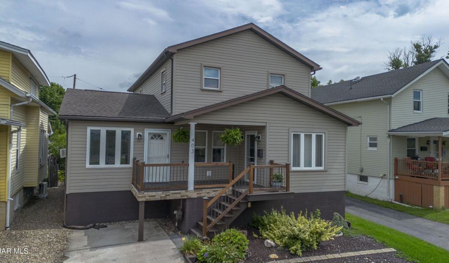 403 Hemlock St, Altoona, PA 16602 - 5 Beds, 2 Bath
