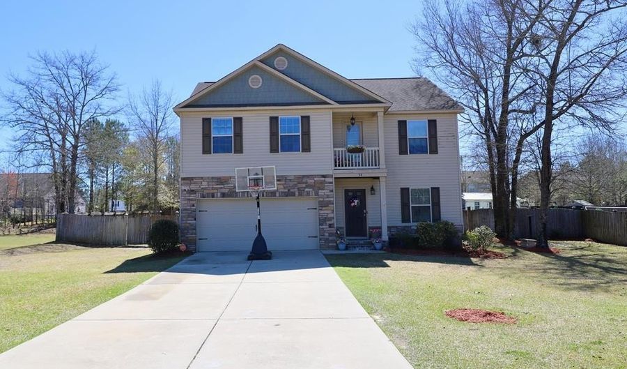 54 Edinburgh Castle Ln, Camden, SC 29020 - 4 Beds, 3 Bath