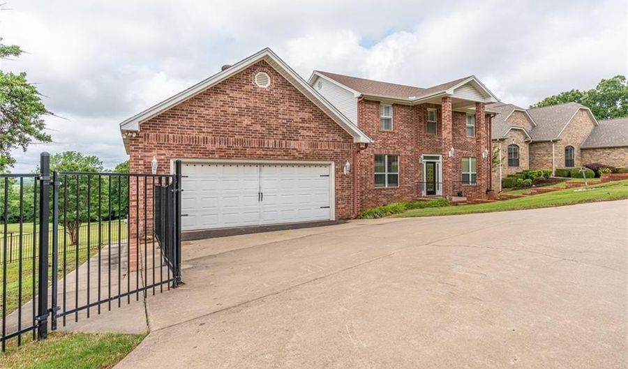 3829 Tpc Dr, Alma, AR 72921 - 3 Beds, 3 Bath