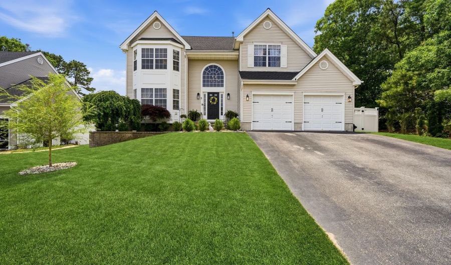5 Tradewinds Ave, Barnegat, NJ 08005 - 4 Beds, 3 Bath