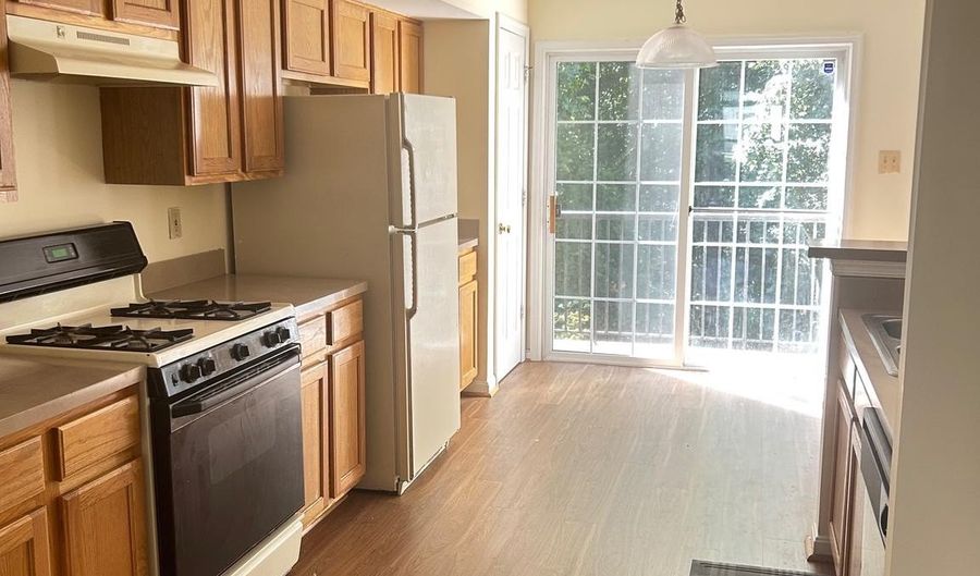 1505 POST OAK Dr 35, Bowie, MD 20721 - 2 Beds, 3 Bath