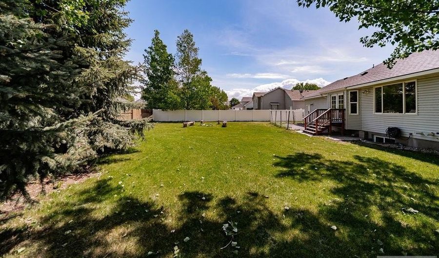 3889 Taylorview Ln, Ammon, ID 83406 - 7 Beds, 3 Bath