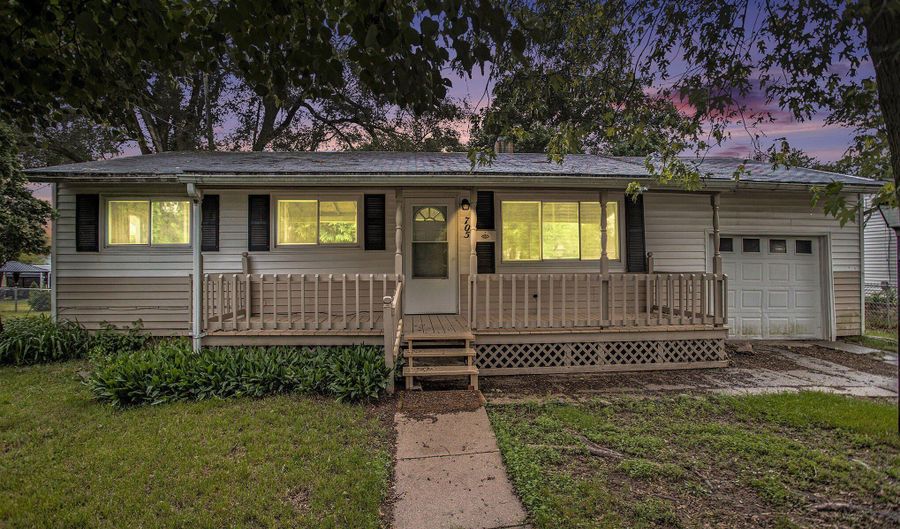 705 Cooper Ct, Albion, MI 49224 - 3 Beds, 1 Bath