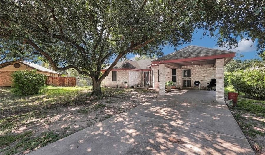 405 Tudor Ct, Alamo, TX 78516 - 2 Beds, 1 Bath