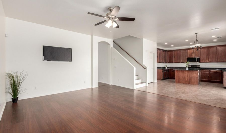 11633 W JEFFERSON St, Avondale, AZ 85323 - 5 Beds, 3 Bath
