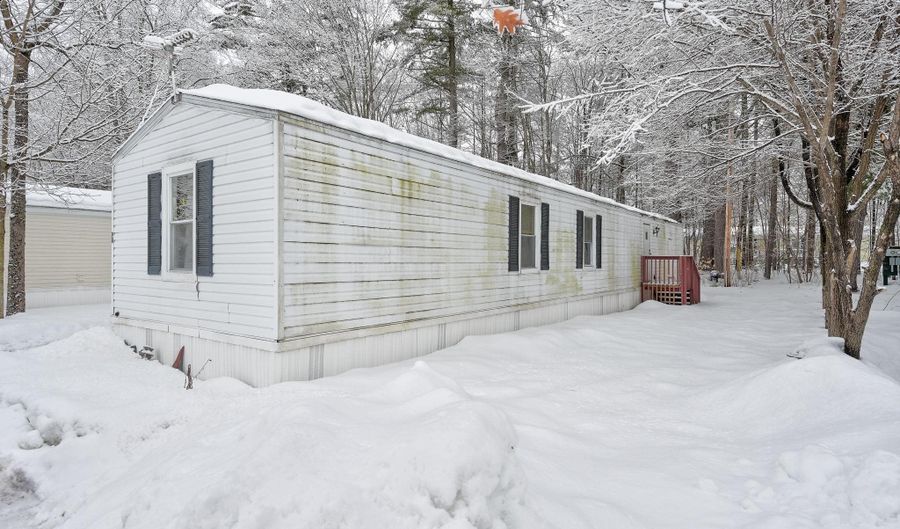 94 Lamplighter Dr, Conway, NH 03860 - 2 Beds, 1 Bath