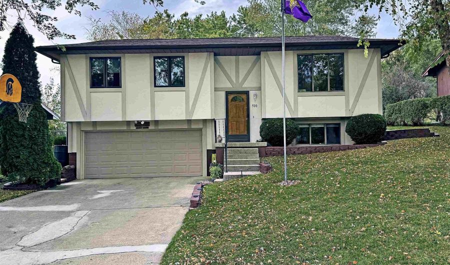 500 W 15Th St, Atlantic, IA 50022 - 3 Beds, 2 Bath