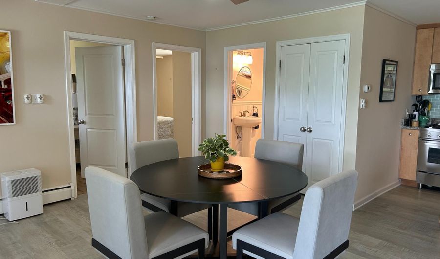 2660 GREENBRIAR Ln #B, Annapolis, MD 21401 - 2 Beds, 2 Bath