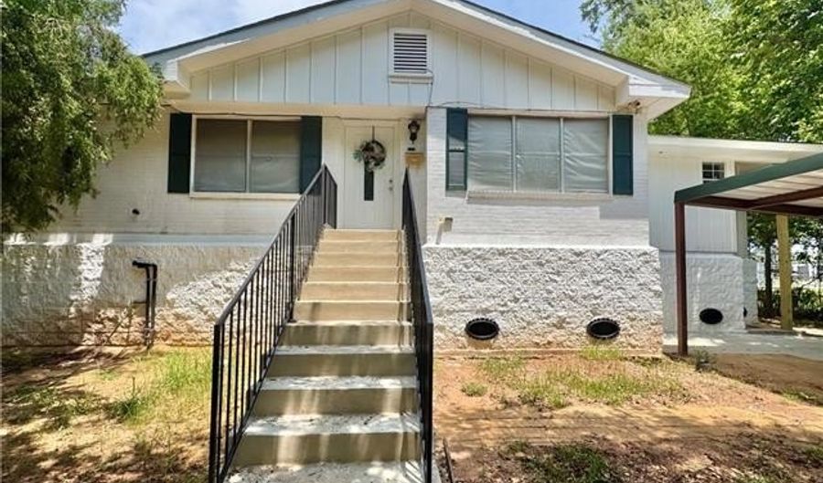 2113 KIMBERLY St, Alexandria, LA 71301 - 4 Beds, 2 Bath