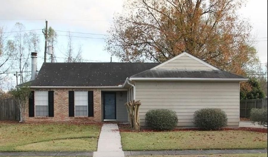 1835 General Cleburne Ave, Baton Rouge, LA 70810 - 2 Beds, 1 Bath