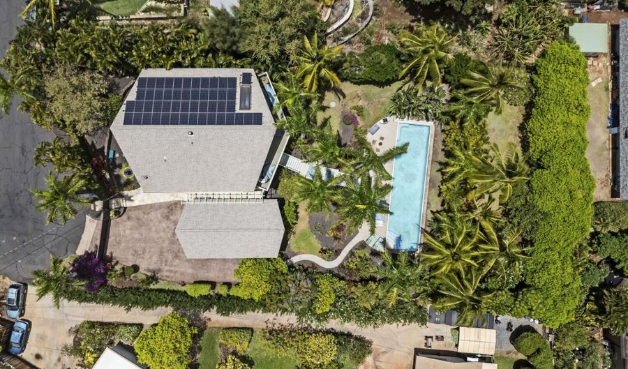 563 Mikioi Pl, Kihei, HI 96753 - 4 Beds, 5 Bath
