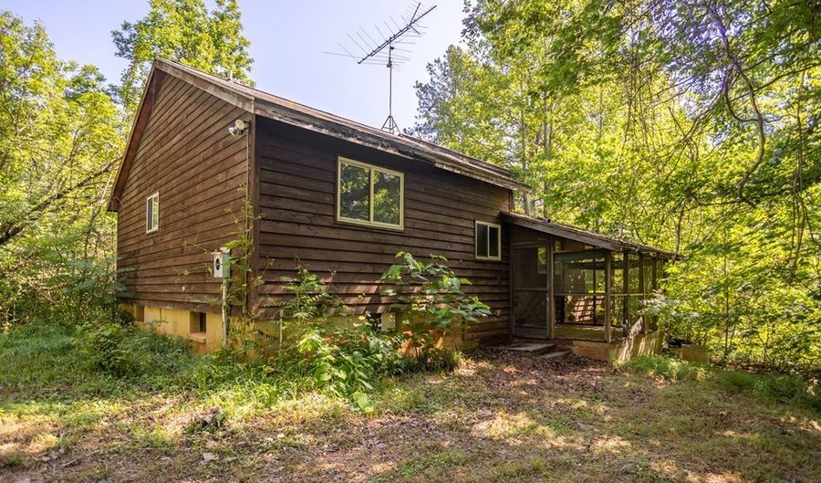 23680 Highway 58, Baskerville, VA 23915 - 3 Beds, 1 Bath