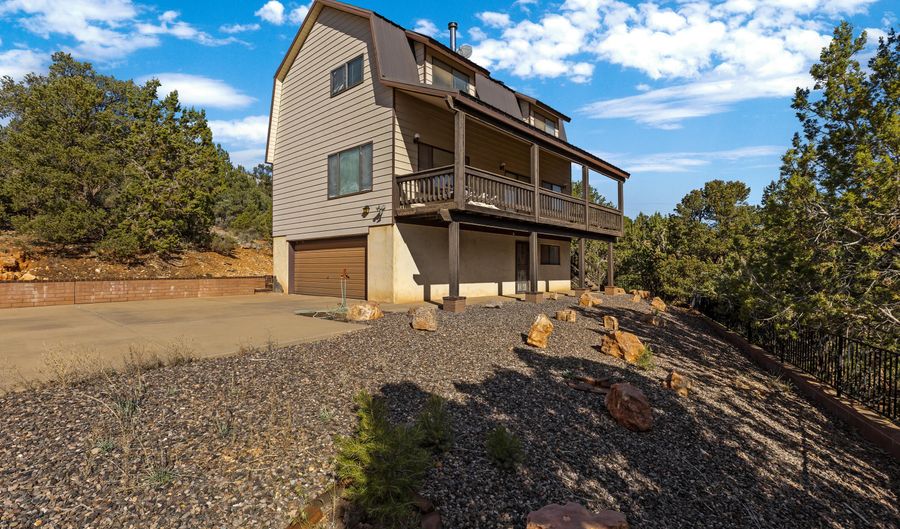 375 Hillcrest Cir, Central, UT 84722 - 4 Beds, 2 Bath