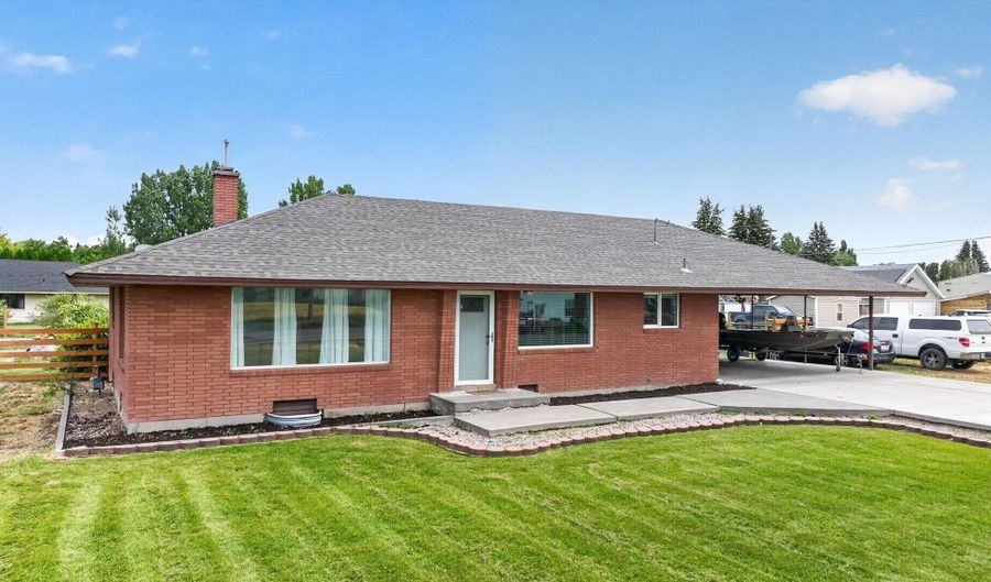 559 Rich Ln, Blackfoot, ID 83221 - 4 Beds, 2 Bath
