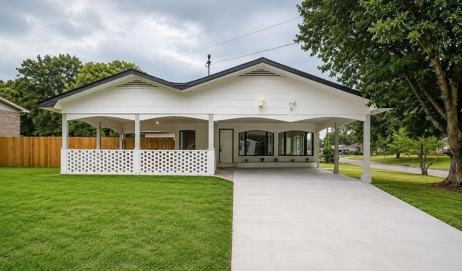 3901 BRAMBLE Rd, Anniston, AL 36207 - 4 Beds, 3 Bath