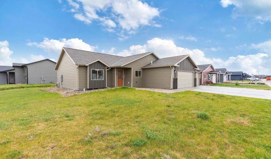 369 SPIRIT Dr, Box Elder, SD 57719 - 3 Beds, 2 Bath