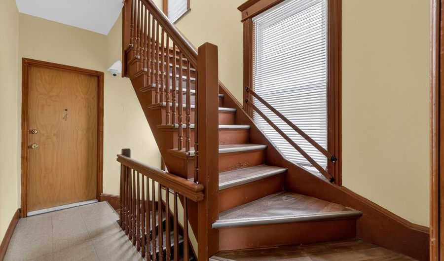 48 E 19TH St 3, Bayonne, NJ 07002 - 2 Beds, 1 Bath