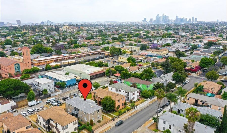 1931 W 35th St, Los Angeles, CA 90018 - 8 Beds, 4 Bath
