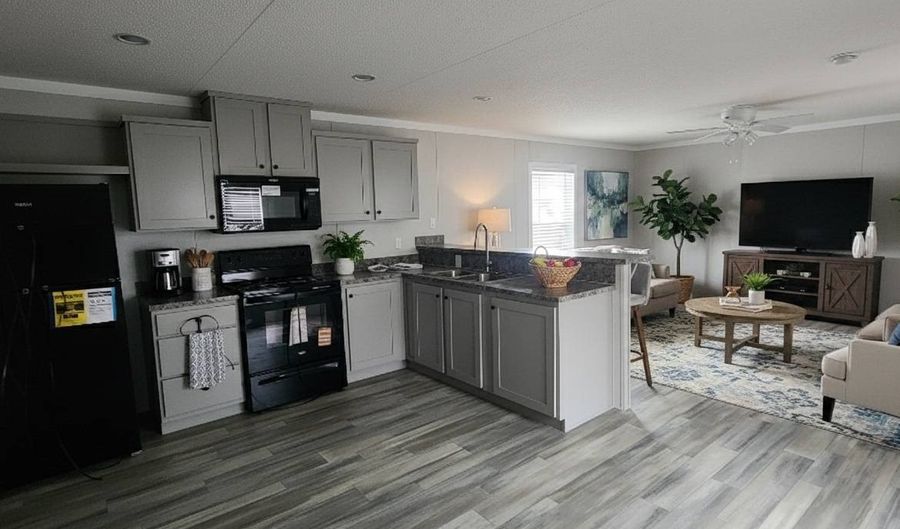 746 N Main 61, Ada, OH 45810 - 3 Beds, 2 Bath