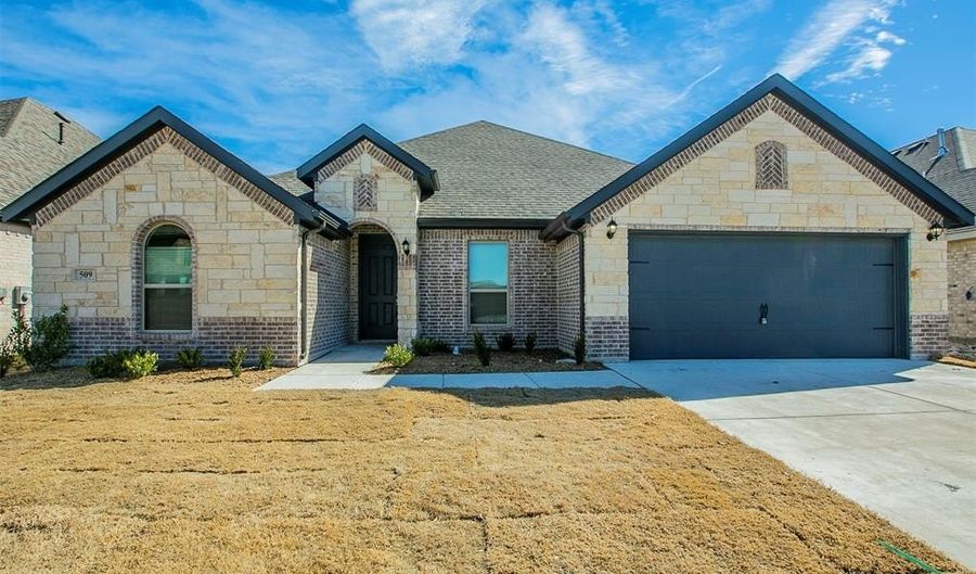 509 Christel Sun Ln, Aledo, TX 76008 - 4 Beds, 3 Bath