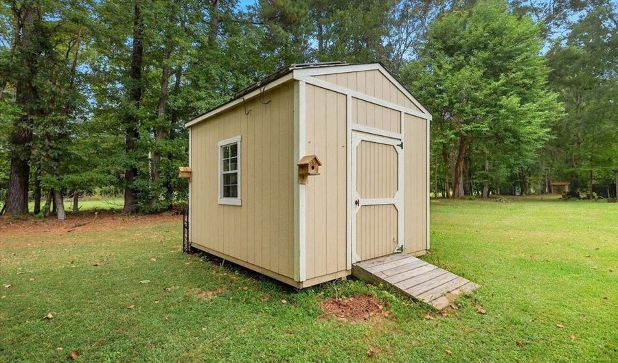 135 Fawnwood Dr, Brandon, MS 39042 - 4 Beds, 3 Bath